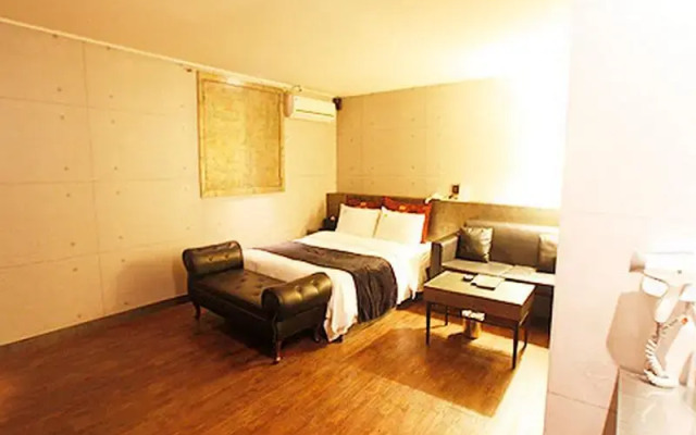 Zzam Hotel Suwon