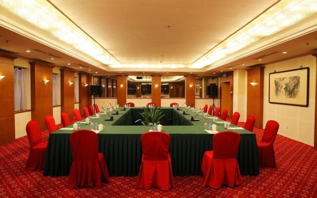 Huafeng Hotel