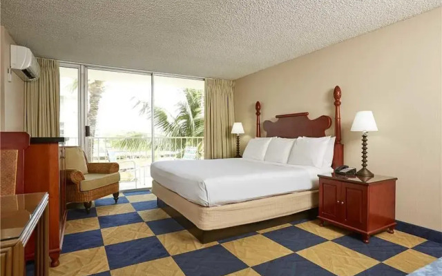 Ewa Hotel Waikiki #507 - Studio Condo