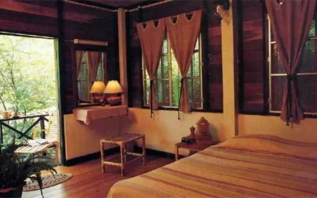 Thaton River View Resort