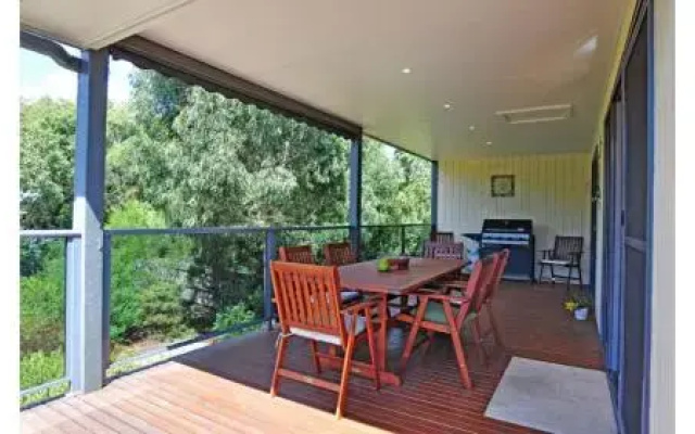 THE Ultimate Chill Pill - Free Wifi & Foxtel