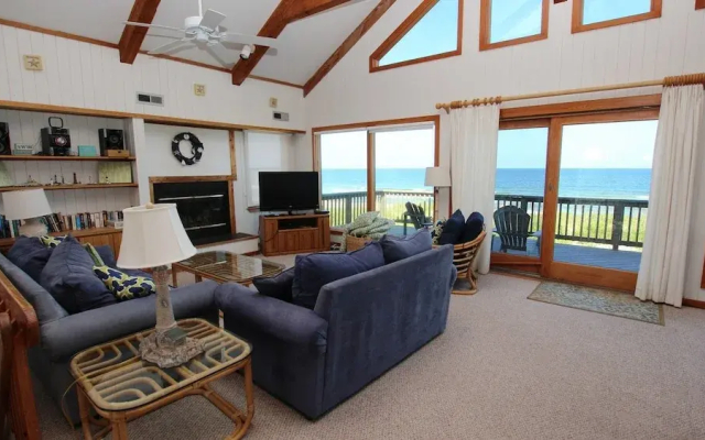 Wild Waves - 4 Br Home