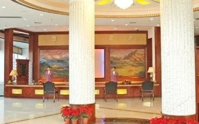 Fulaidun Business Hotel (Ningbo Airport Yadu Subway Station)