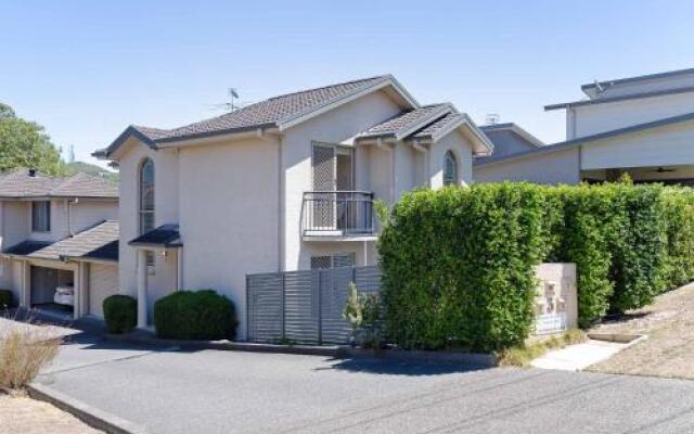 Thurlow Avenue, Unit 3/4A