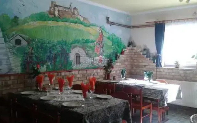 Kisdiófa Panzió és Vendéglő