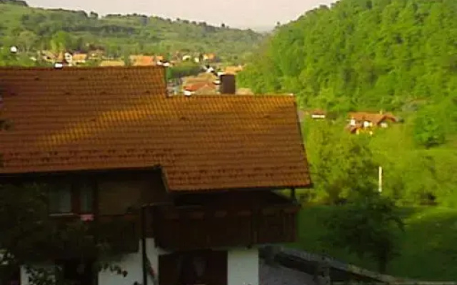 Vila Umbra Cetatii II