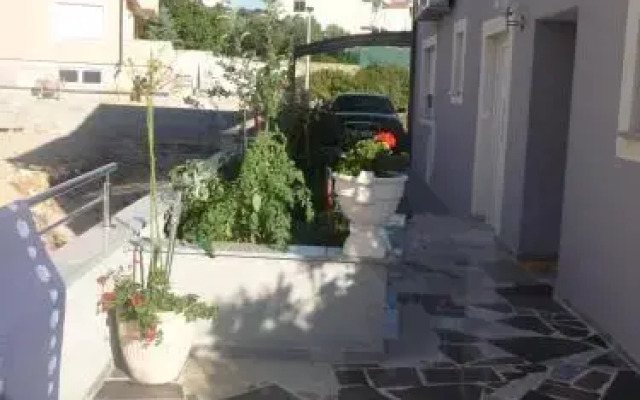 Appartmani Dzandara