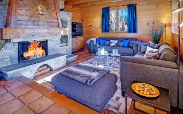 La Grange a L'Ours - OVO Network