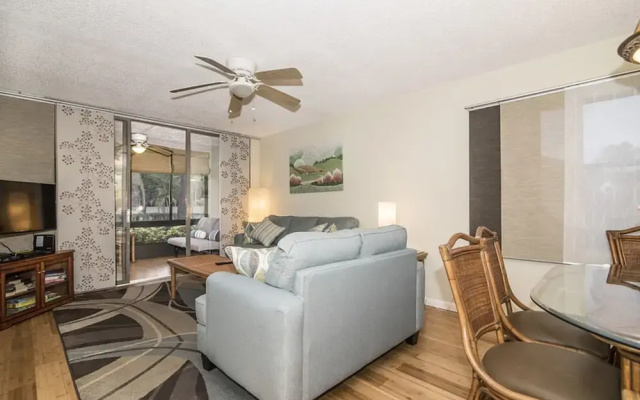 Shorewalk Condo 104 15min to Beach