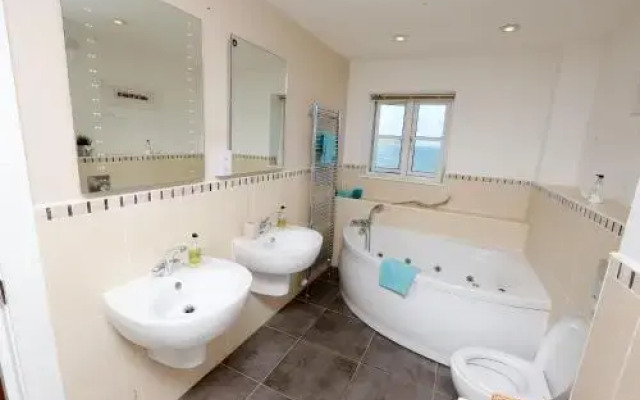At The Beach Rooms