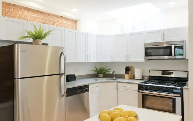 Bright Allston Suites by Sonder