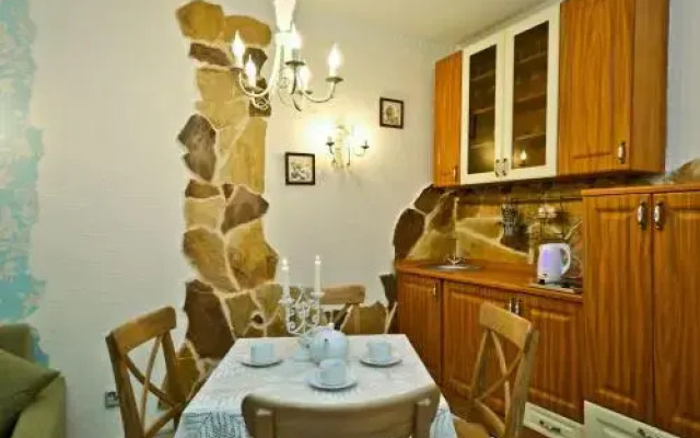 Studio on Zhukovskogo 6