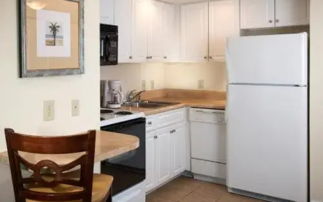 Holiday Sands at South Beach