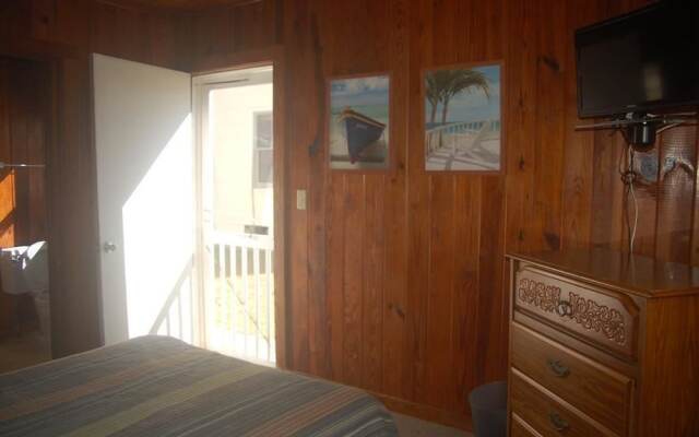 2035-1 Ellington, Downstairs