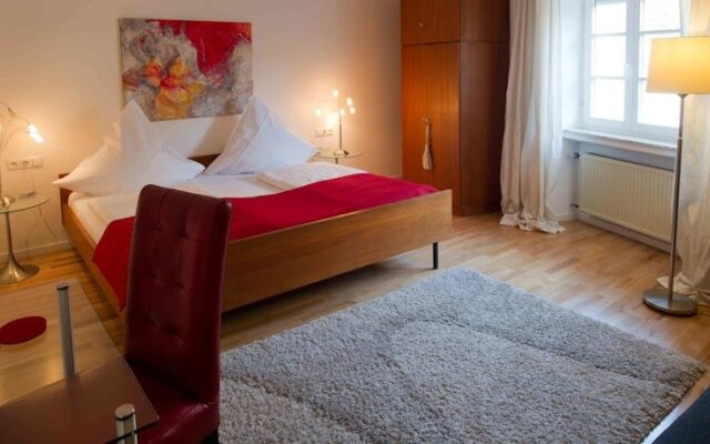 Weingut & Gästehaus Bernhard Eifel