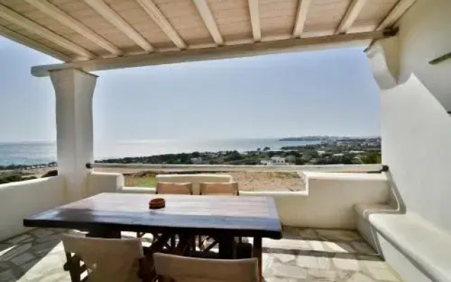 Akrotiraki Villas