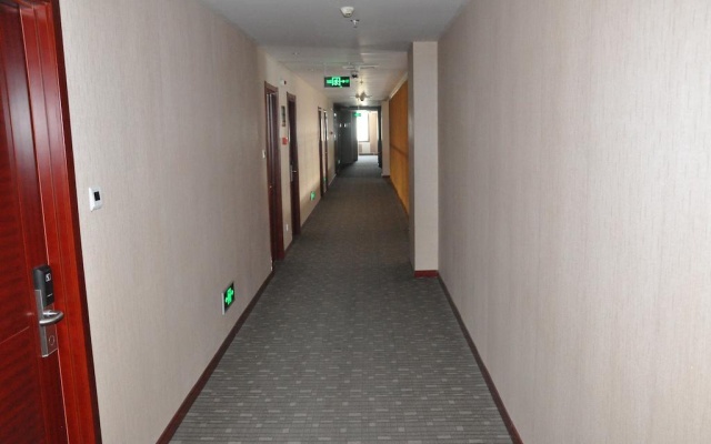 Super 8 Hotel (Beijing Capital Airport Houshayu Metro Station) – Hotel Rooms – Beijing