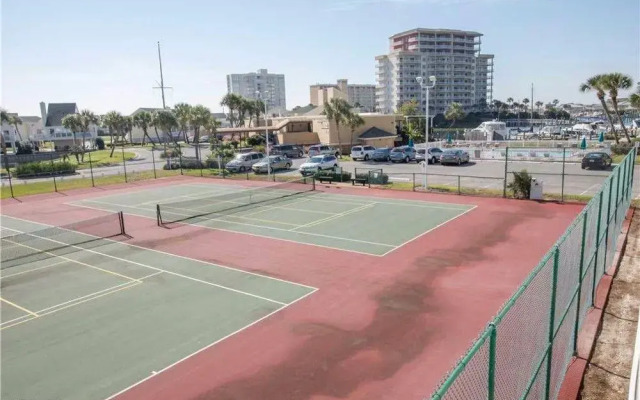 Sandpiper Cove Tennis Villas by Holiday Isle