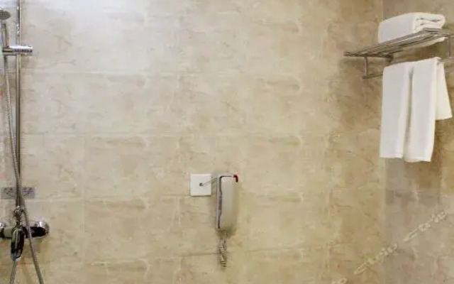 Weihai Electronic Hotel