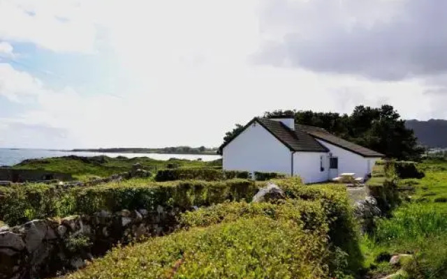 Cottage 176 - Roundstone