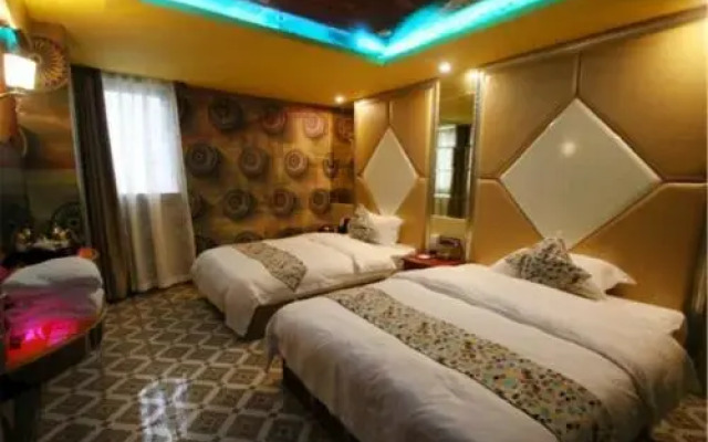 Yaliang Theme Hotel