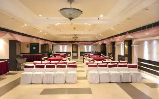OYO 1898 Hotel Aditya