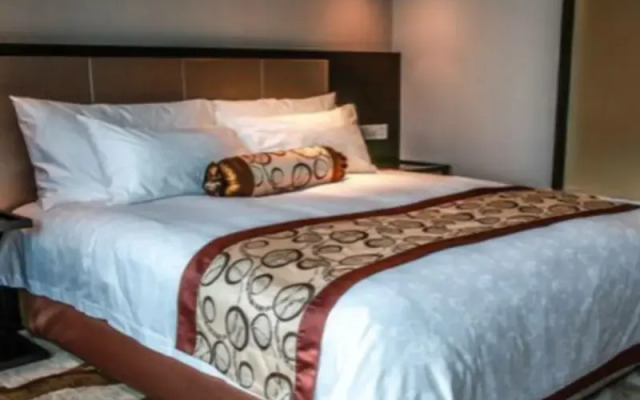 Scholars Hotel (Zhenjiang City Government Sports Exhibition Center)