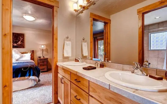 Fair Mountain Retreat