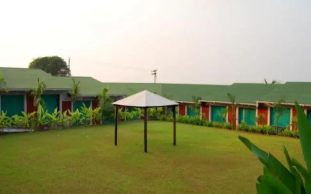 GreenLeaf Resort & Spa Ganpatipule
