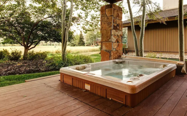 Abode at Four Lakes