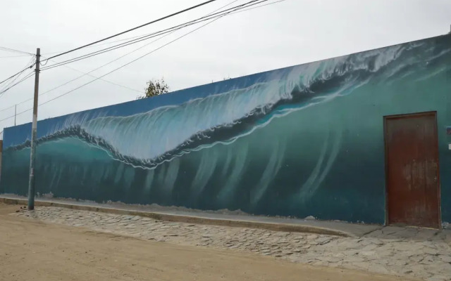 Luisfer Surf Camp