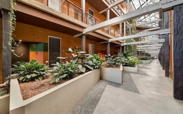 London Woolstores Warehouse Apartment