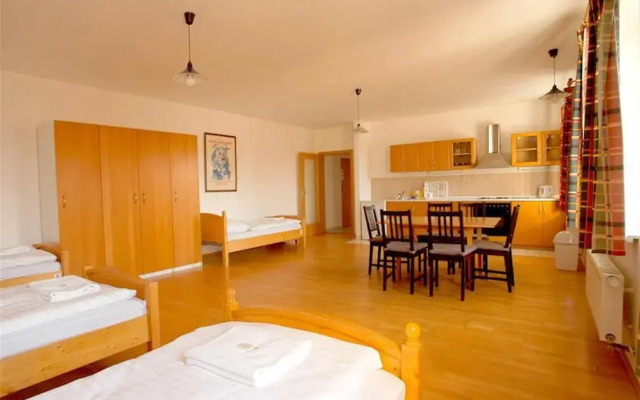 Travellers Hostel