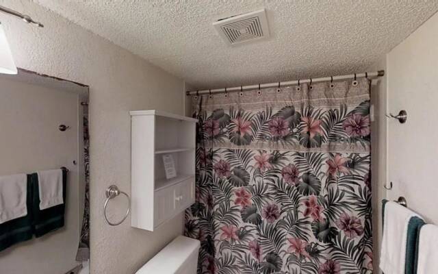 Oceans 136 - 3 Br Condo