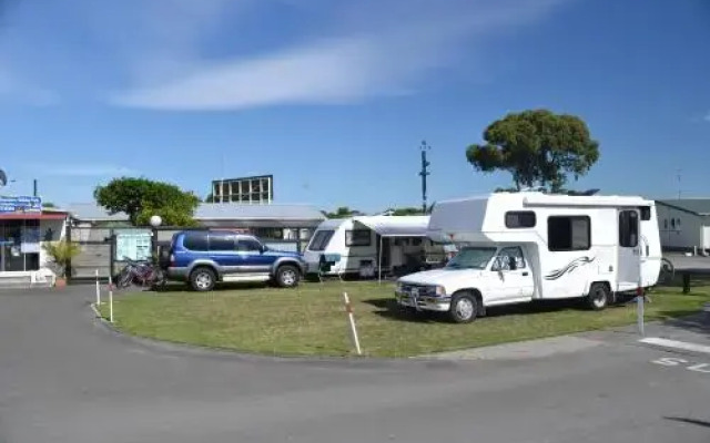 Affordable Westshore Holiday Park & Motels
