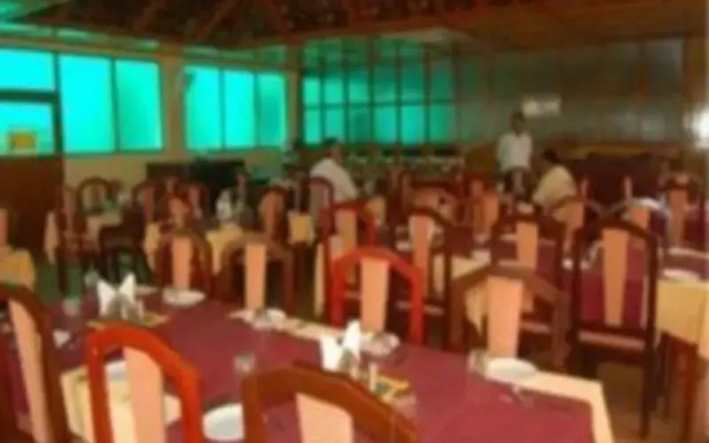 Hotel Mainak