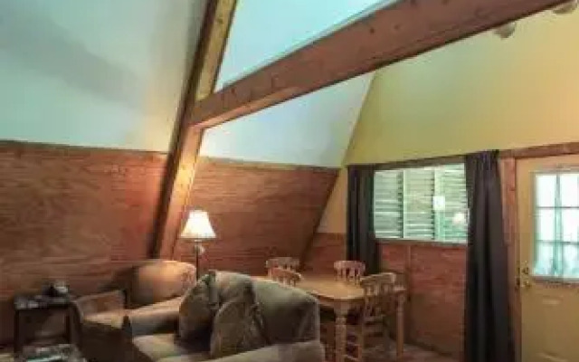 A-Frame #02 - Romantic Escape - Hocking Hills