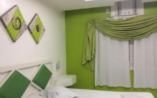 Motel Chateau (Adult Only)