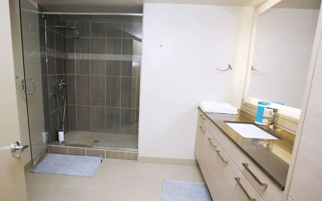 Arts District Apartments by Barsala