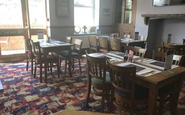 The Dillwyn Arms Hotel