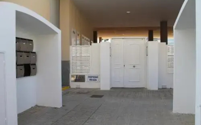 Agora Apartamentos La Volta
