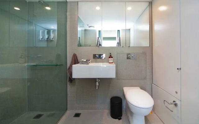 TT804 Stunning 1BR great views