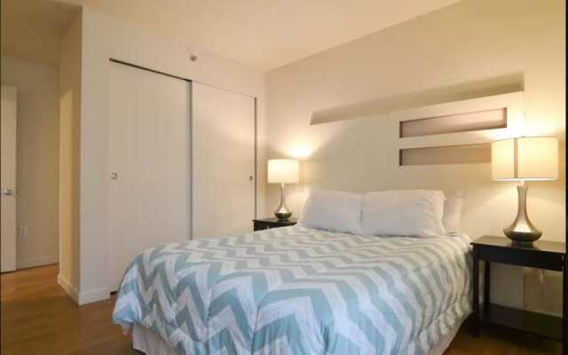 High Rise 2bd 2bth Home Pike Place