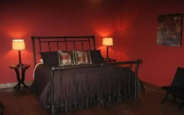 Cedar House on Sound B&B