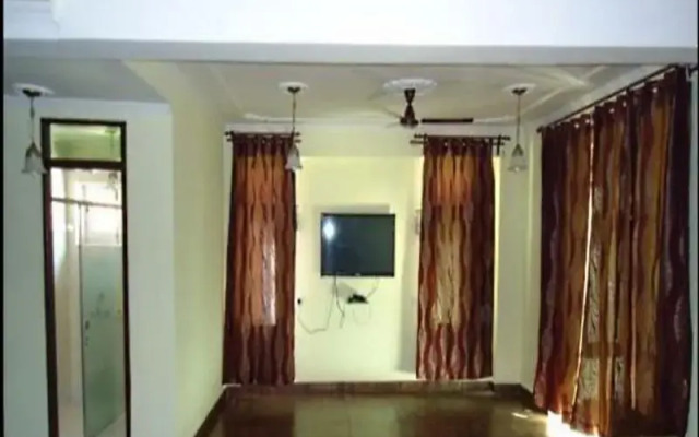 Hotel Naqash Residency