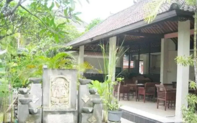 Stana Puri Anom Guest House