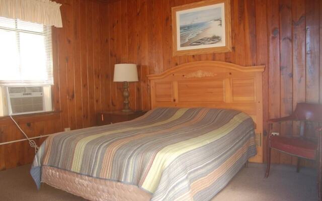 2035-1 Ellington, Downstairs