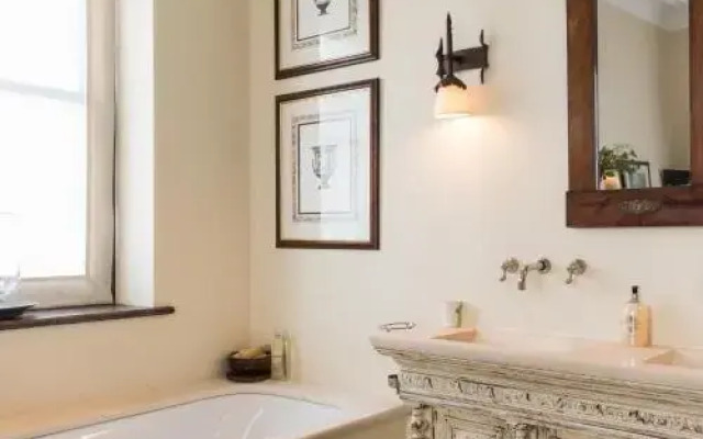 The Harcourt Terrace Kensington Apartment - JPE