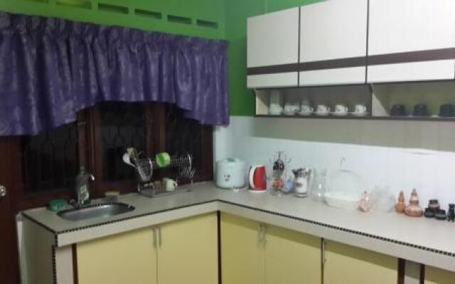 Roemahkoe Holiday Home