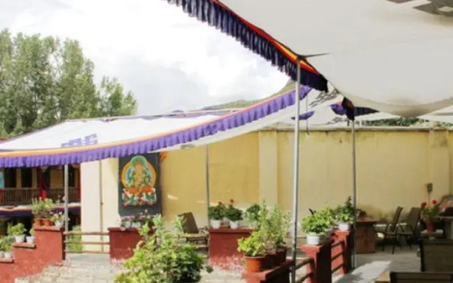 Lhasa Jia Re Bu Tong Yododo Inn